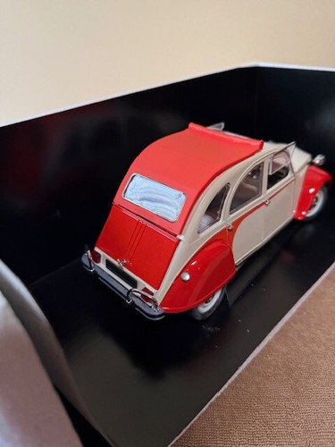 Soldio Prestige Citreon 2CV 1971 1/18 - Picture 9 of 10