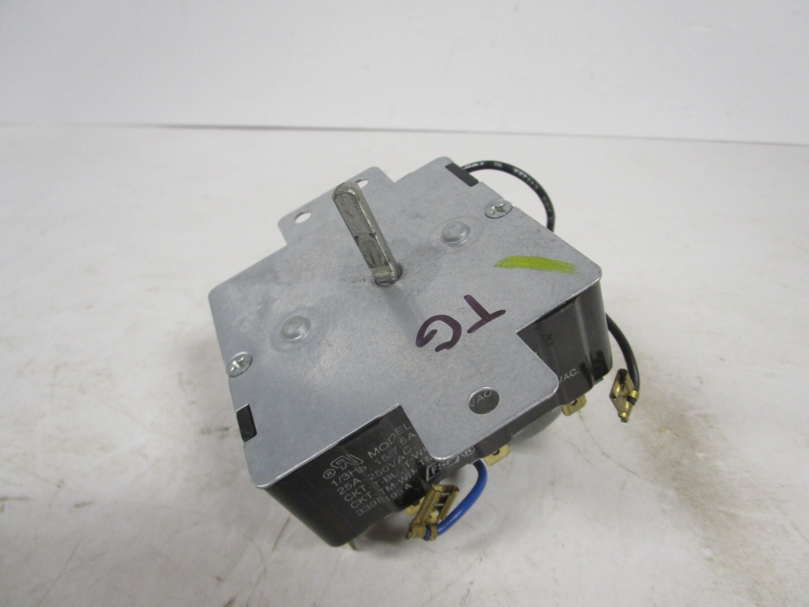 Picture 1 of 8