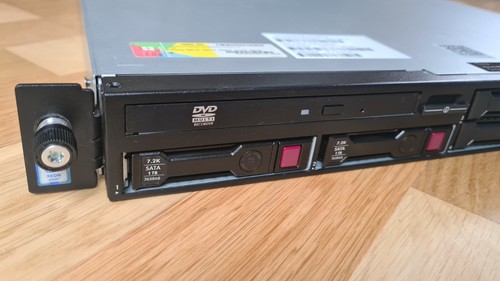 HPE DL20 Gen9 Rack Mount Server E3-1230v5 , 64GB RAM , 2 x 1 TB 2.5" HDDs - Photo 4/15
