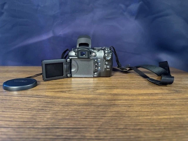 Цифровая камера Canon PowerShot SX20 IS — 20-кратный зум — шарнирный экран — работает - Изображение 3 из 4