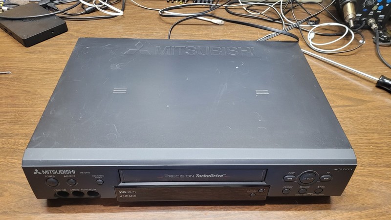 Mitsubishi HS-U448 Hi-Fi  VHS Precision TurboDrive VCR No Remote Tested