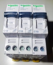 Disjoncteur Scheider A9P22610
