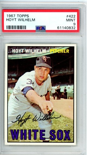 1967 Topps Hoyt Wilhelm #422 card
