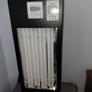 Daavlin 1 SERIES T 311-4 Phototherapy UV Lamp Dermatology All  Lights Function 