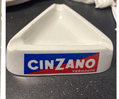 Vintage Cinzano Vermouth Triangular Ceramic Advertising Ashtray White Breweriana