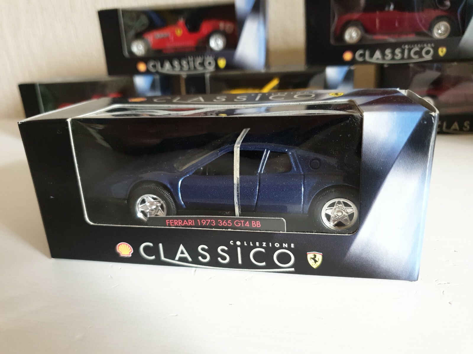Shell Ferrari Classico Collezione Full Set of 8 BNIB Wyprzedaż limitowana, bardzo popularna