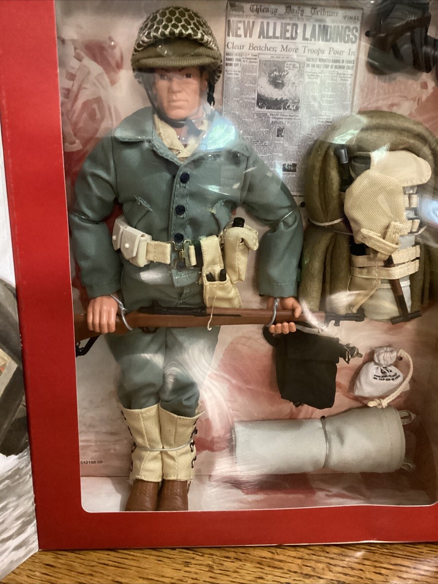 1997 GI Joe Classic Collection D-DAY SALUTE ~ Limited Edition, 1st