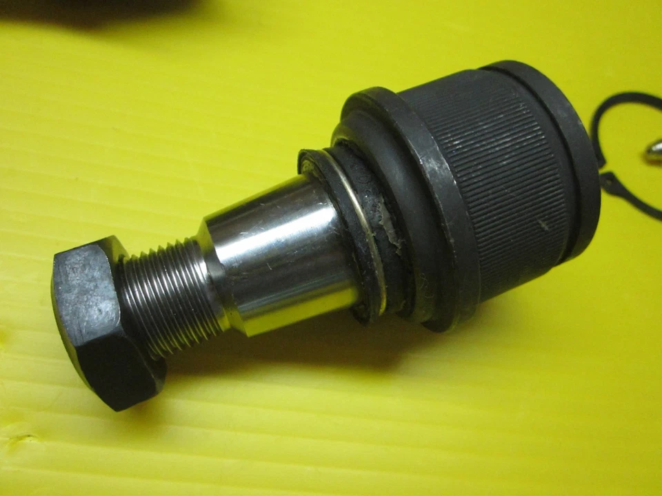 XRF GARANTÍA DE POR VIDA Kit de rótula inferior superior para Ram 2500 3500 4x4 2014-20 Foto 4 de 4