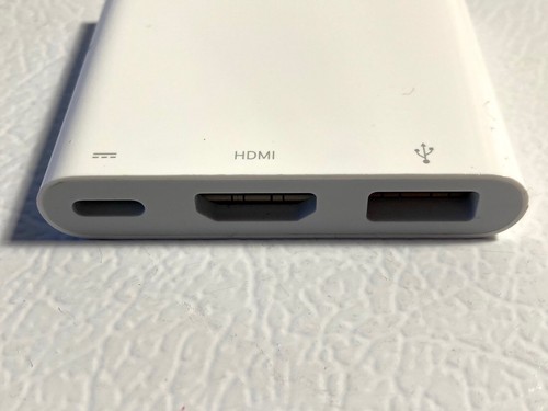 Apple A2119 USB-C Digital AV Multiport Adapter - Photo 6/6