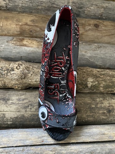 🤍IRON FIST RED GREY BLACK WHITE HIGH HEEL OPEN TOE SHOES EMO GOTH SIZE 3🤍