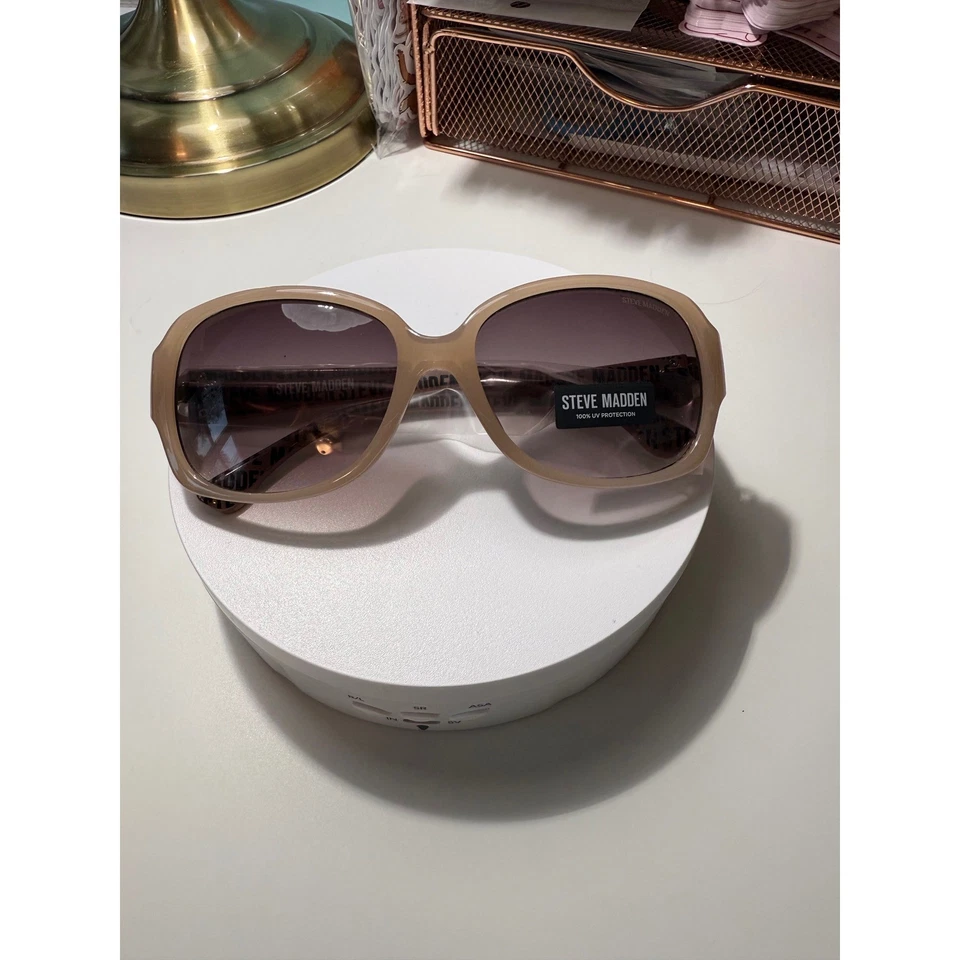 Gafas de sol Steve Madden "Mellyn" para mujer tostadas | Lentes marrones degradadas nuevas con etiquetas | Mínimas Foto 2 de 4