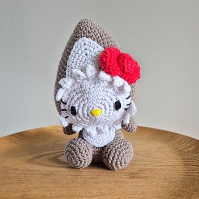 Hello Kitty weiche Puppe Hai Amigurumi süßes Geschenk für sie braune gehäkelte Katze Plüsch