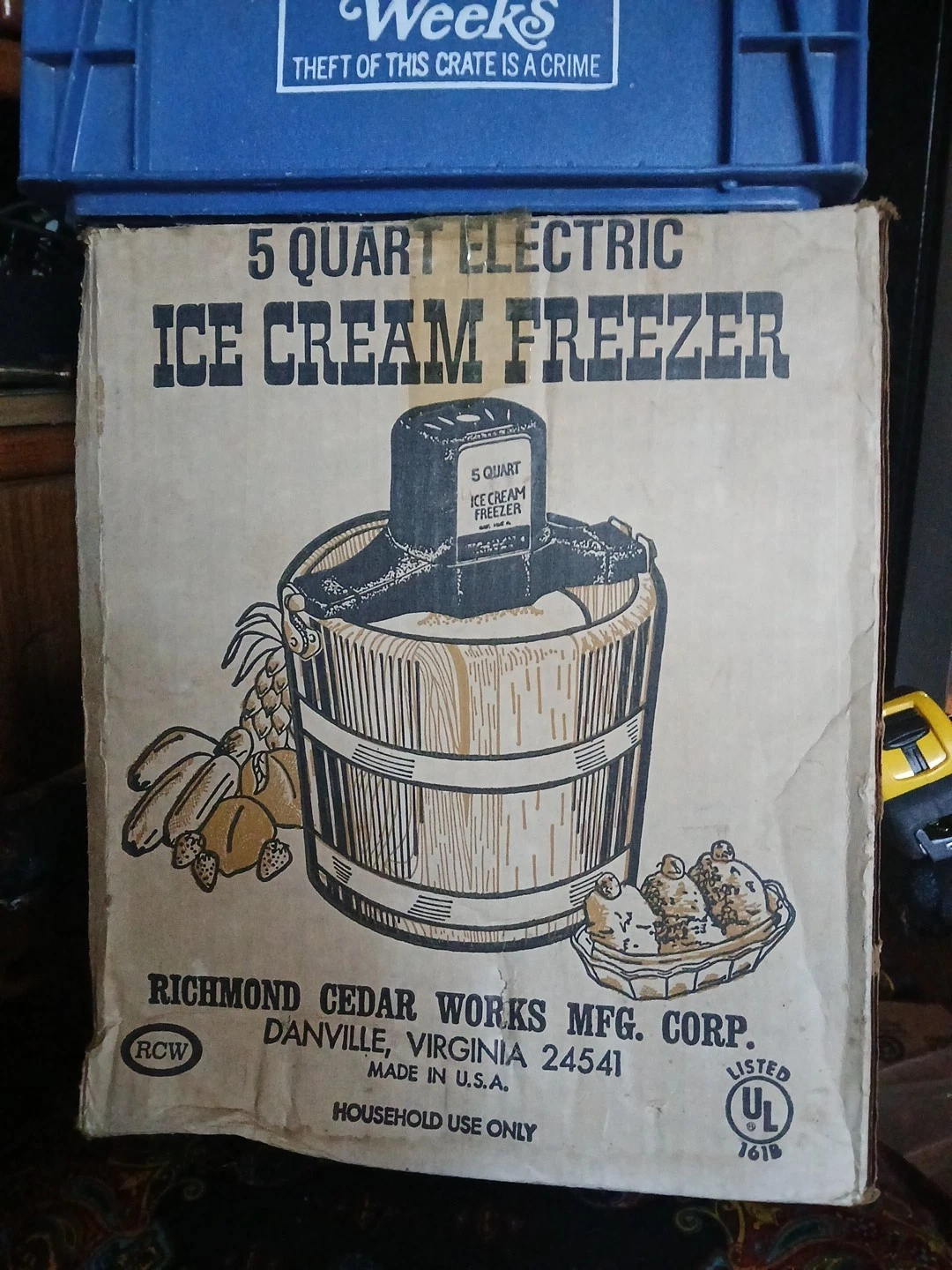 Vintage Richmond Cedar Works Sterling 5 Quart Electric Ice Cream Maker Freezer
Opens in a new window