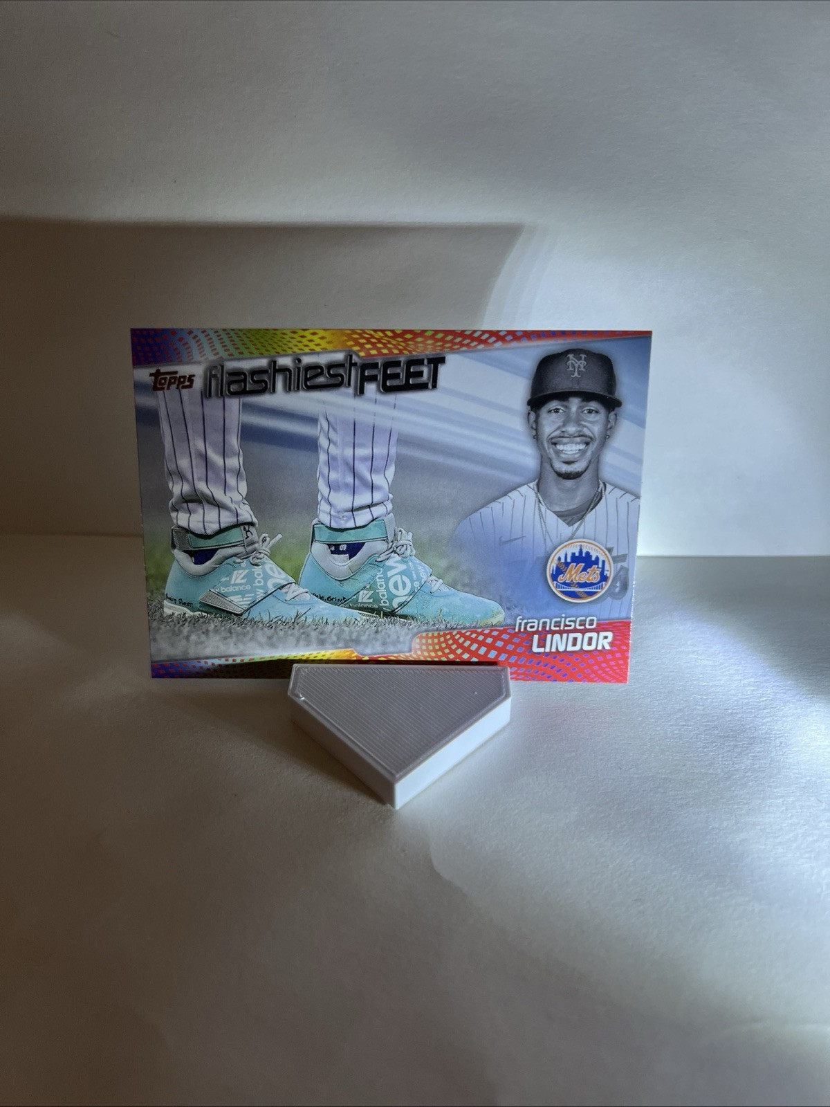 2022 FRANCISCO LINDOR TOPPS FLASHIEST FEET INSERT #FF-8 (METS)