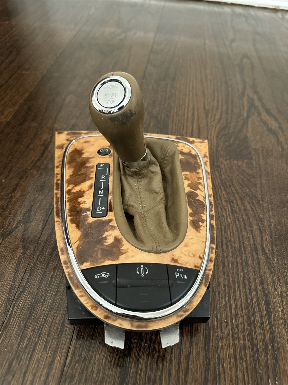OEM 2007-2009 Mercedes W211 E63 AMG E550 Keyless Go Shift Knob Boot Trim Beige