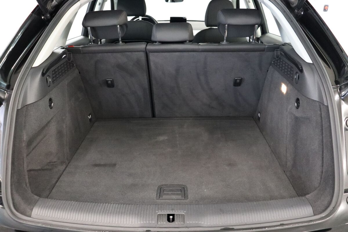 Audi Q3 1,4 TFSi 150 S-tr.
