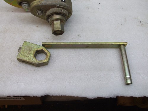 Thern M4021PB Spur Gear Hand Winch New old stock, in box - Picture 3 of 7