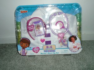 doc mcstuffins toy hospital doctor's dress up set