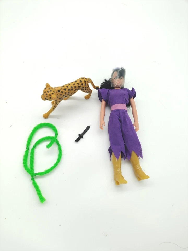 Figura de acción Tarzen Korak & Meriem con cuerda de cuchillo de guepardo 8" Foto 2 de 4