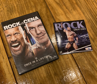 WWE The Rock Great Ones (TOYS R US Exclusive OOP) / Rock vs Cena 1