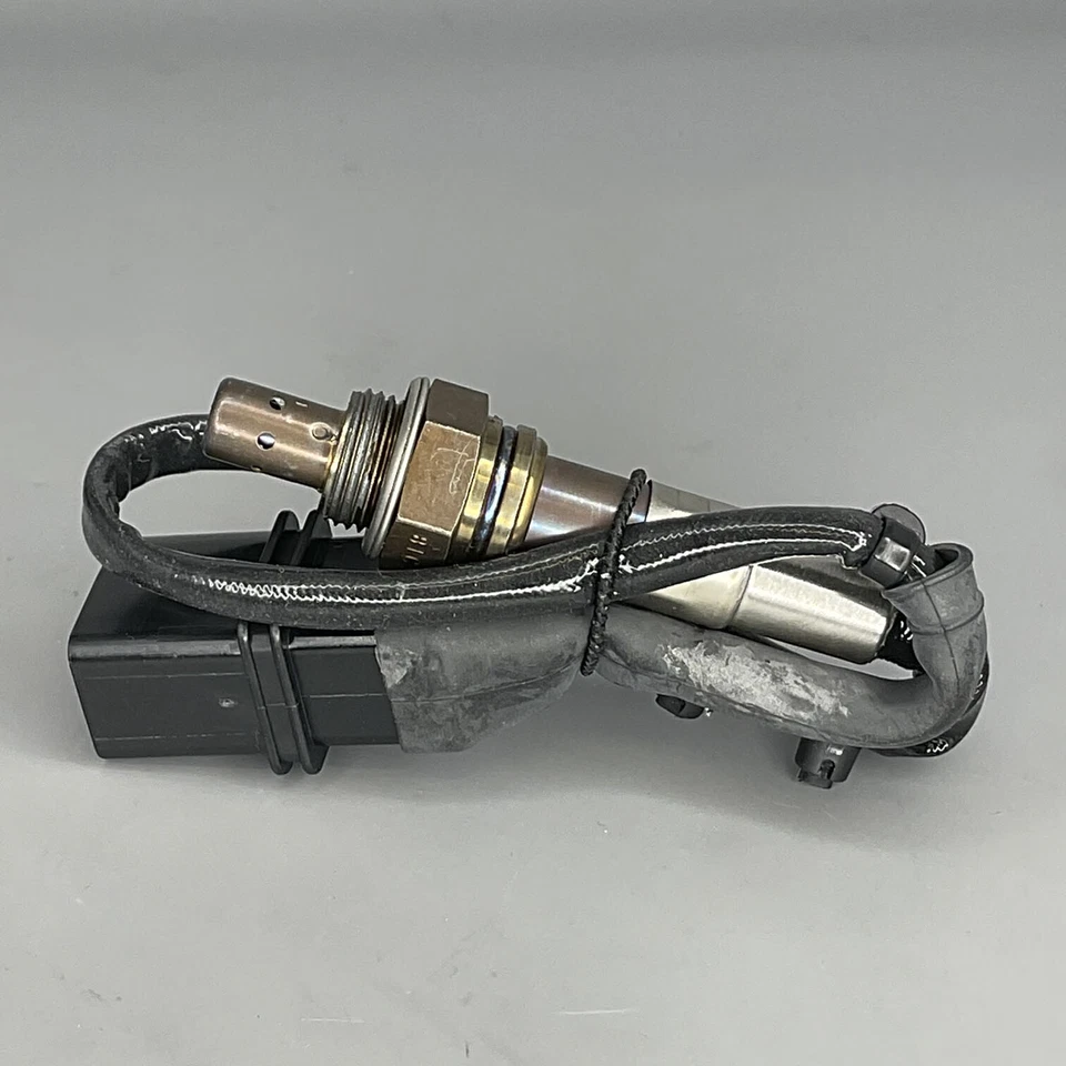 Sensor de oxígeno Bosch 15646 O2 para 04-06 Hyundai Elantra Kia Spectra Spectra5 Foto 4 de 4