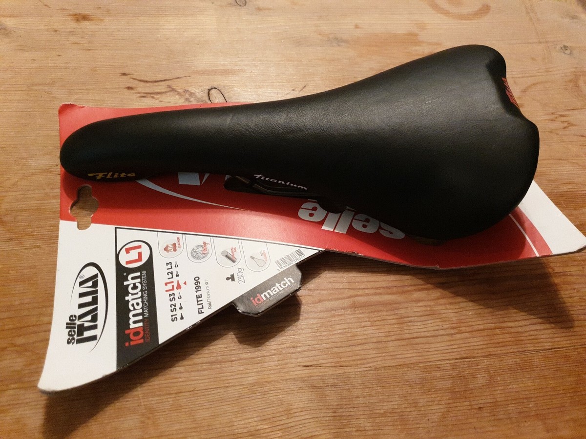 Selle Italia Flite 1990 Titanium Rail Saddle (Black) Size L1
