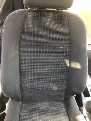 DOSSIER  DE SIEGE  AVANT DROIT PEUGEOT 307 - Photo 1/2