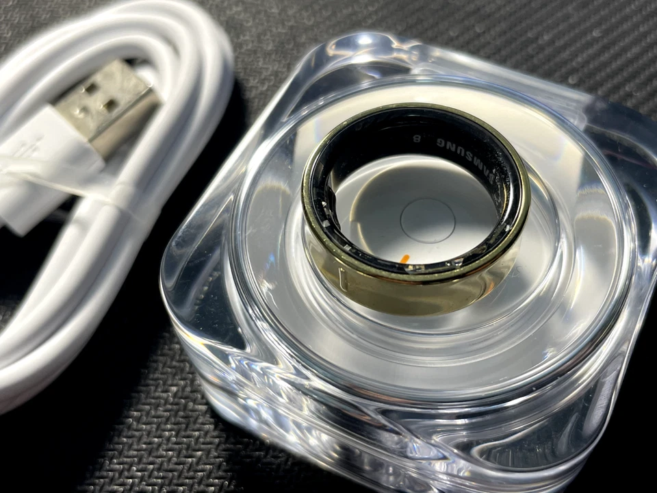 Anillo inteligente Samsung Galaxy dorado negro SM-Q503 Bluetooth tamaño 8 (G) Foto 4 de 4