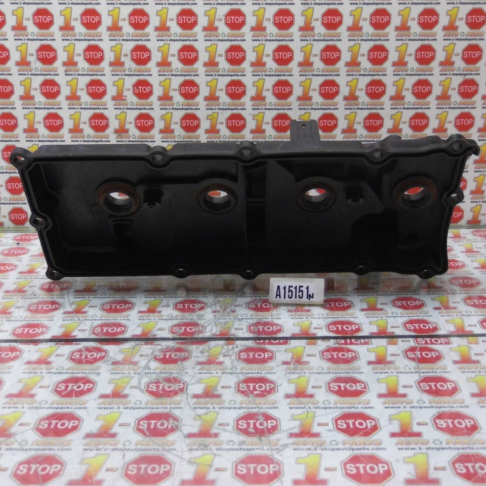 2006-2010 INFINITI QX56 5.6L RIGHT SIDE VALVE COVER 13264-ZE00A OEM - Изображение 2 из 4