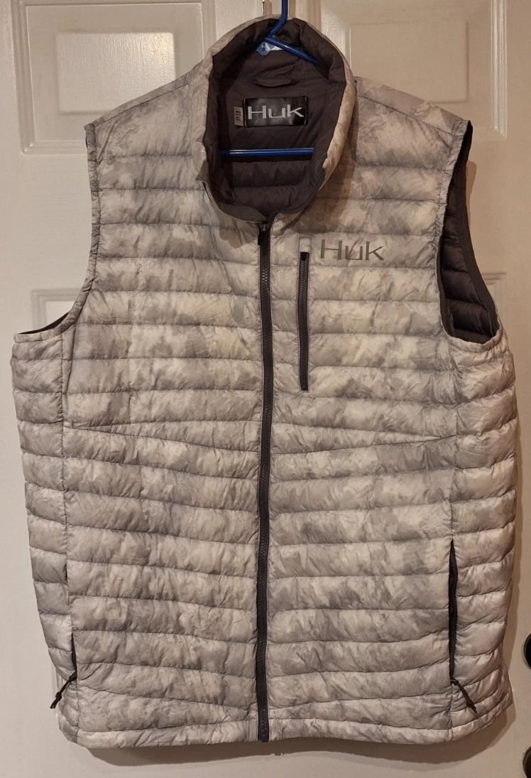 HUK Performance Fishing Mens Dyad Camo Puffer Vest H4000030‑185 Size XL