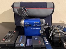 Sony Handycam DCR-TRV22 Mini DV Camcorder w/Nightshot Full Tapeless Setup  