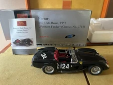 CMC 1/18 SCALE "Ferrari 250 Testa Rossa, 1957 'Pontoon Fender'" EDITION