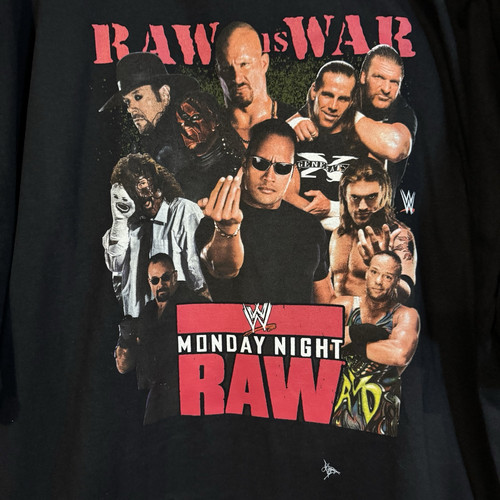 WWE Monday Night Raw Is War T-Shirt 5X Black Rock Stone Cold Undertaker DX Edge - Picture 2 of 7