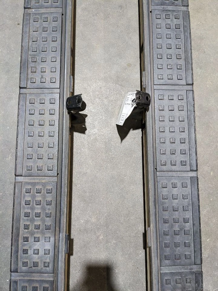 Toyota 4Runner 2003-09 OEM conductor izquierdo pasajero derecho estriberas Bra1169990 Foto 3 de 4