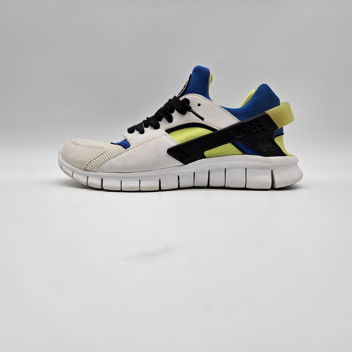 Nike Air Huarache Free Run Shoes Men's Size 10 White Soar Nike Air Huarache Free Run Shoes Men's Size 10 White Soar