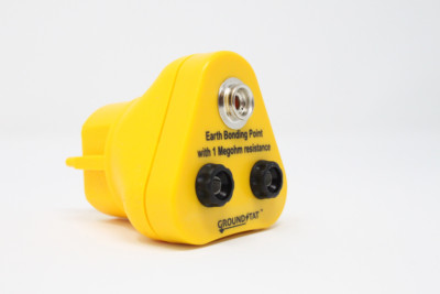 Anti Static ESD Grounding / Bonding Plug 2 x 4 mm Banana & 1 x 10 Stud-UK Plug