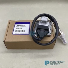 Genuine Inlet Nox Sensor Fits For Volvo Mack 22303390.