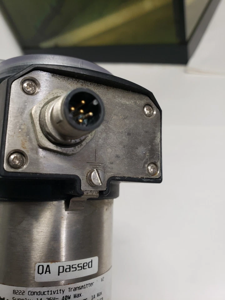 Lote: 2 transmissores de condutividade Burkert 8222 C1.0 14-36VDC 4-20 mA 5-10000 μS/cm - Imagem 2 de 4