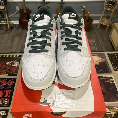 Size 10.5 - Nike Dunk SE Low Photon Dust Vintage Green