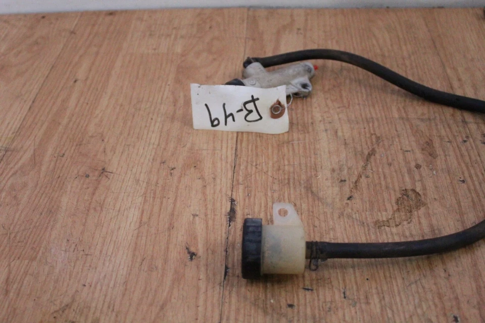 Cilindro maestro de freno trasero KTM 380 EXC 2001  Foto 4 de 4