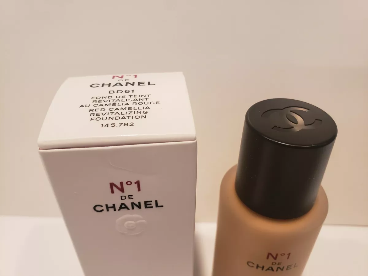 CHANEL N°1 Red Camellia Revitalizing Foundation, Lip and Cheek