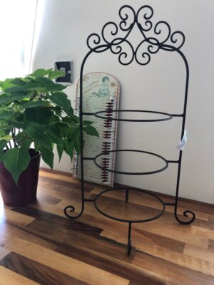 3 Ebenen Vintage Stil Nachmittagstee Ständer Kuchen Patisserie Tisch Display Eisen