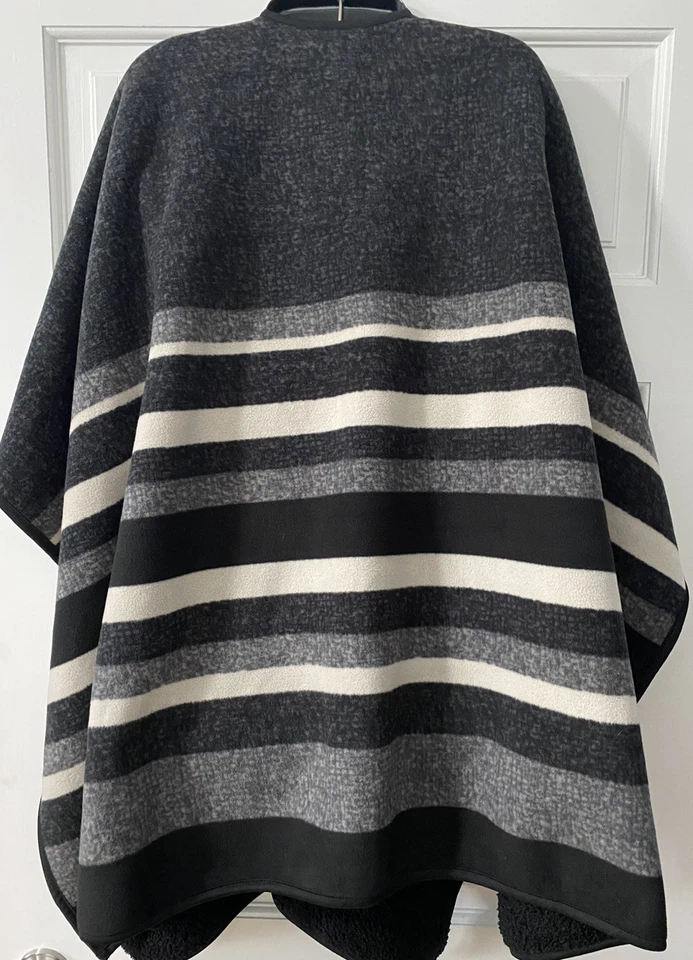 Ike Behar Women's Reversible Fleece Wrap Open Cape Poncho Shawl One Size Striped - Image 2 of 4