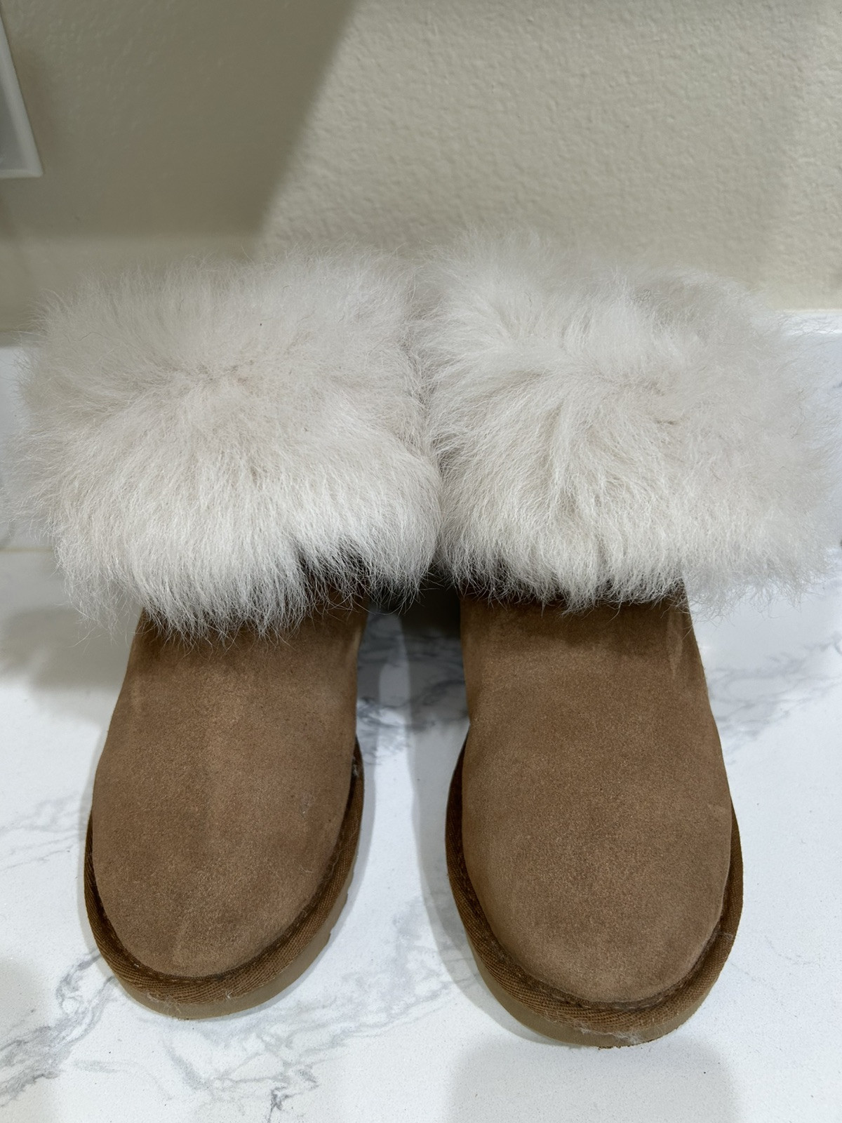 Ugg Valentina Chestnut Suede Sheepskin Boots Womens Size 7