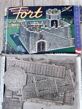 Warren Paper Products Co: Boxed Built-Rite Toy Fort. Cardboard Play Set, c1930s