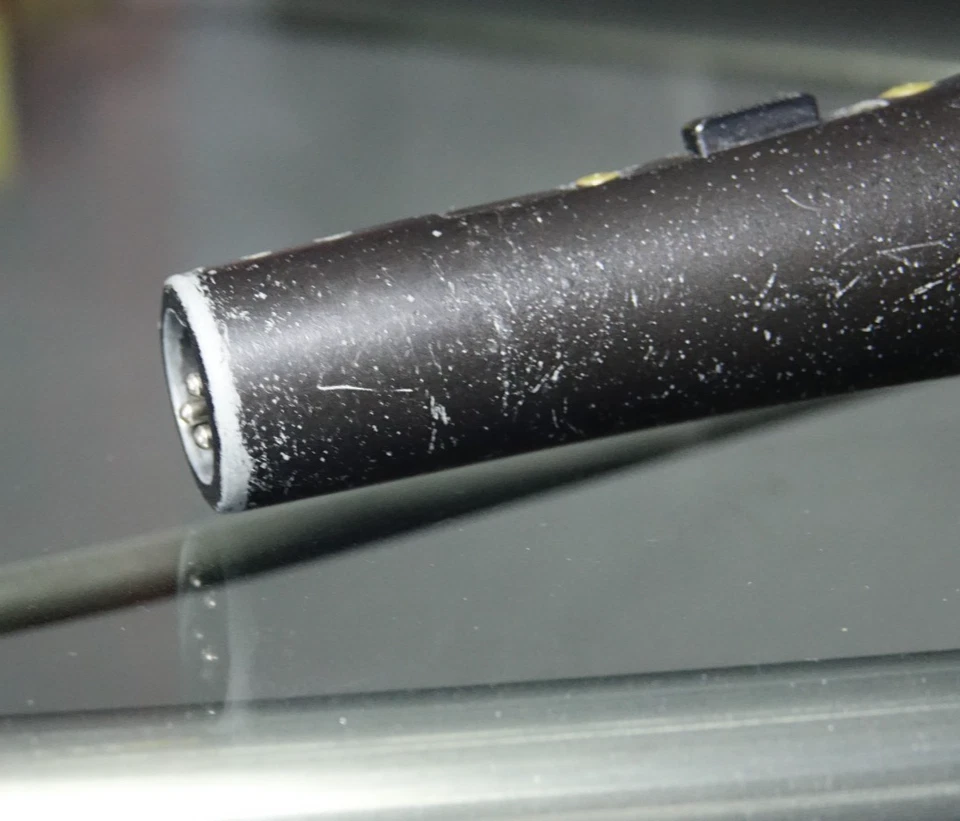 Shure SM58S Dynamisches Gesangsmikrofon mit Ein/Aus-Schalter - Schwarz - Bild 4 von 4