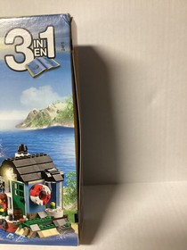 LEGO CREATOR 3 in 1: Lighthouse Point (31051) Retired 2017 NIB Some Box Wear