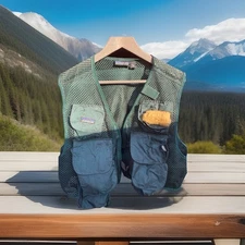 Patagonia Fishing Vest Vintage Green Mesh Mens Large