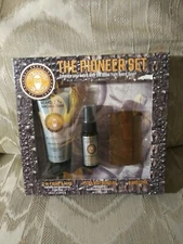 Beard Guyz The Pioneer Set Wash & Tame Oil & Comb Set New Damaged Box Made In US