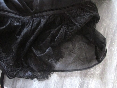 Lacci Grunge Guess Lace M Nero Trasparente Fairy Goth Whimsigoth Punk Y2K Schienale Aperto - Foto 18 di 21